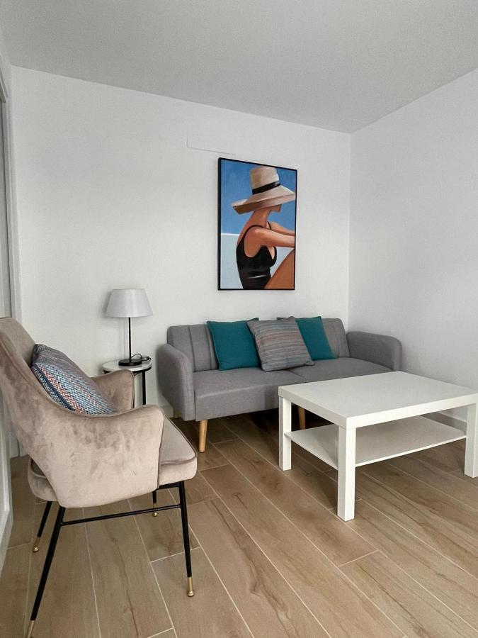 Apartamentos La Hormiga Deluxe 阿德拉 外观 照片