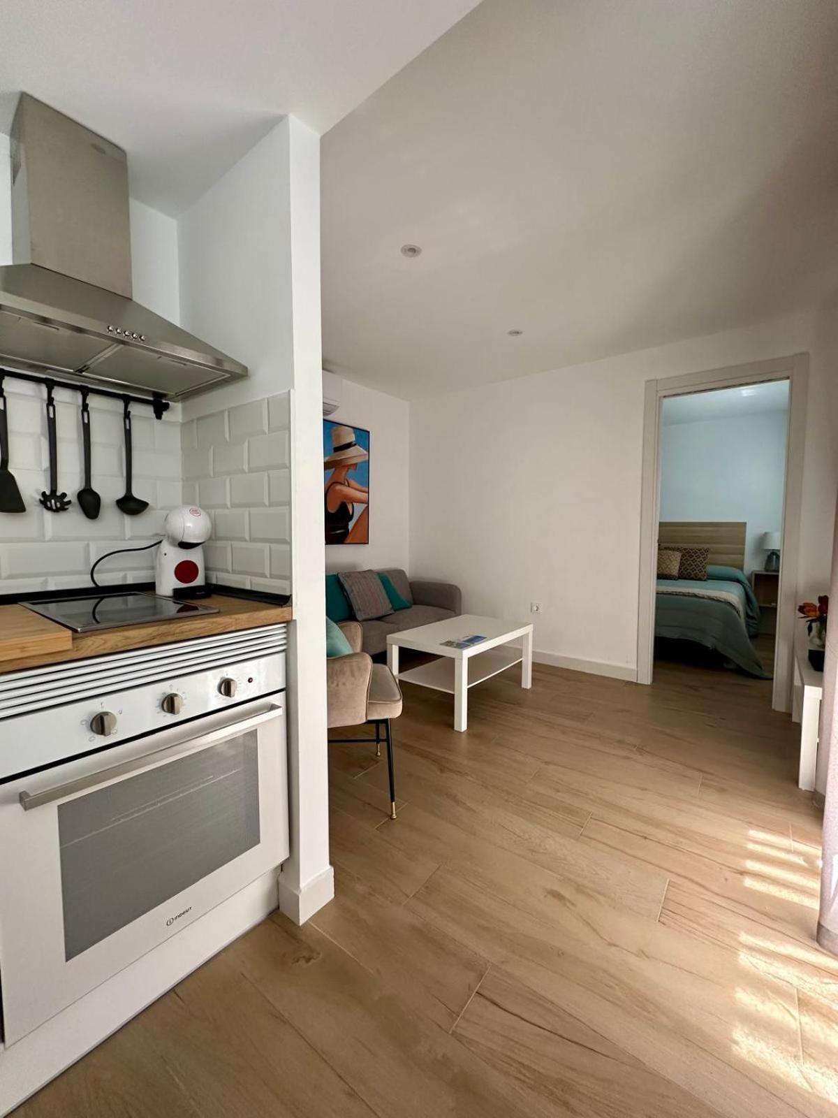 Apartamentos La Hormiga Deluxe 阿德拉 外观 照片